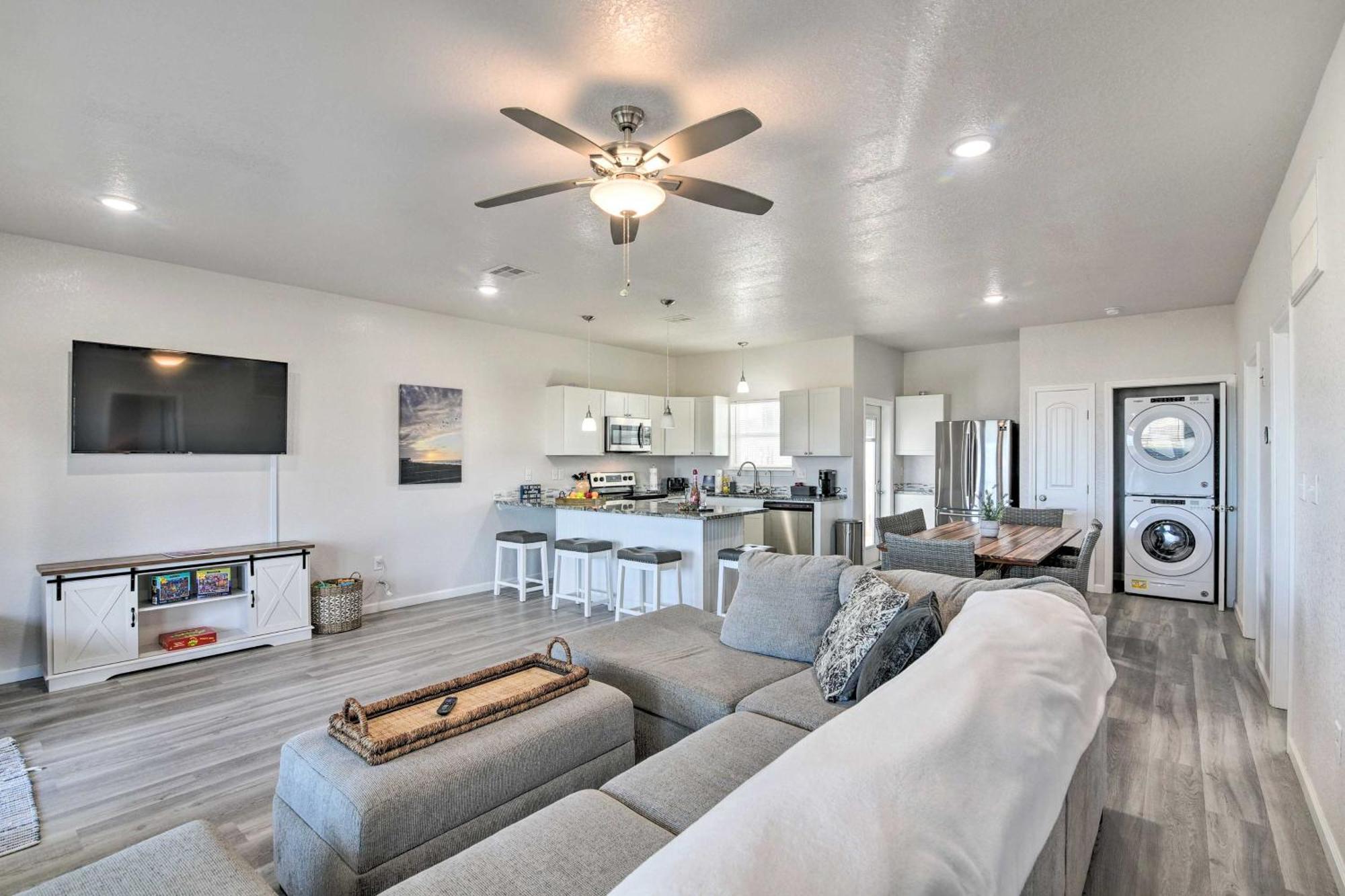 Surfside Beach Retreat With Deck And Ocean Views Экстерьер фото